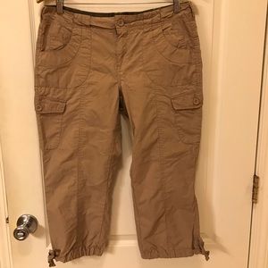 BCG Brown Cargo Capris size 10
